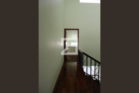 Casa para alugar com 234m², 4 quartos e 2 vagasCorredor