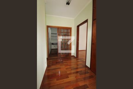 Casa para alugar com 234m², 4 quartos e 2 vagasHall dos quartos 2, 3 e 4
