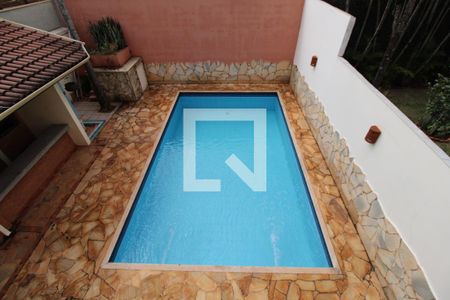 Casa para alugar com 234m², 4 quartos e 2 vagasQuintal - Piscina