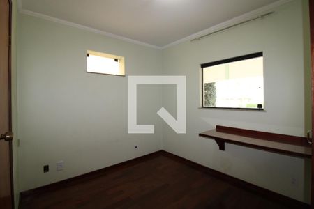 Casa para alugar com 234m², 4 quartos e 2 vagasQuarto 1 térreo (suíte)