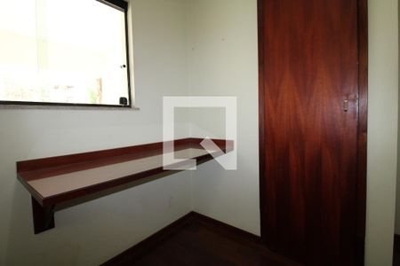 Casa para alugar com 234m², 4 quartos e 2 vagasQuarto 1 térreo (suíte)