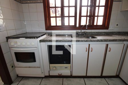 Casa para alugar com 234m², 4 quartos e 2 vagasCozinha