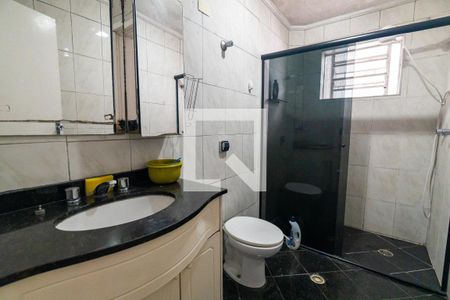 Casa à venda com 180m², 4 quartos e 3 vagas Casa à venda com 180m², 4 quartos e 3 vagasBanheiro Social