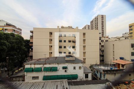 Vista do Quarto 1 de apartamento para alugar com 3 quartos, 86m² em Tijuca, Rio de Janeiro