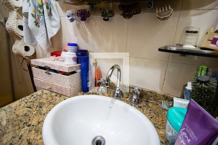 Casa à venda com 108m², 3 quartos e 2 vagas Casa à venda com 108m², 3 quartos e 2 vagasBanheiro - Torneira