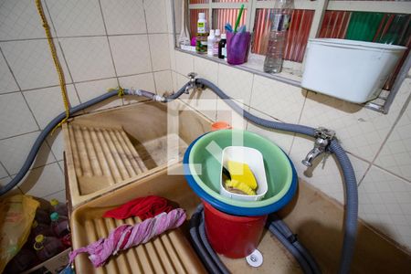 Casa à venda com 108m², 3 quartos e 2 vagas Casa à venda com 108m², 3 quartos e 2 vagasDetalhe da area de serviço