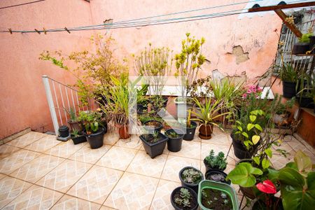 Casa à venda com 108m², 3 quartos e 2 vagas Casa à venda com 108m², 3 quartos e 2 vagasÁrea comum