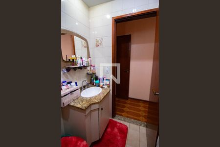 Casa à venda com 108m², 3 quartos e 2 vagas Casa à venda com 108m², 3 quartos e 2 vagasBanheiro da Suíte