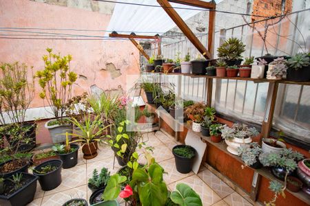 Casa à venda com 108m², 3 quartos e 2 vagas Casa à venda com 108m², 3 quartos e 2 vagasÁrea comum