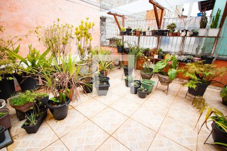 Casa à venda com 108m², 3 quartos e 2 vagas Casa à venda com 108m², 3 quartos e 2 vagasÁrea comum