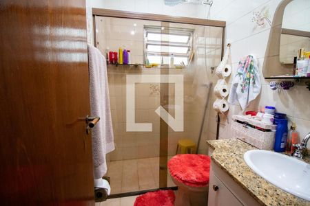 Casa à venda com 108m², 3 quartos e 2 vagas Casa à venda com 108m², 3 quartos e 2 vagasBanheiro da Suíte