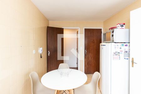 Apartamento à venda com 90m², 2 quartos e 1 vagaCozinha