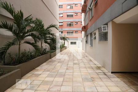 Apartamento à venda com 90m², 2 quartos e 1 vaga Apartamento à venda com 90m², 2 quartos e 1 vagaÁrea comum