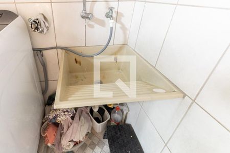 Casa à venda com 130m², 3 quartos e 3 vagas Casa à venda com 130m², 3 quartos e 3 vagasTanque