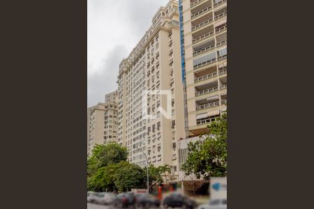 Apartamento à venda com 283m², 3 quartos e sem vaga Apartamento à venda com 283m², 3 quartos e sem vagaFachada