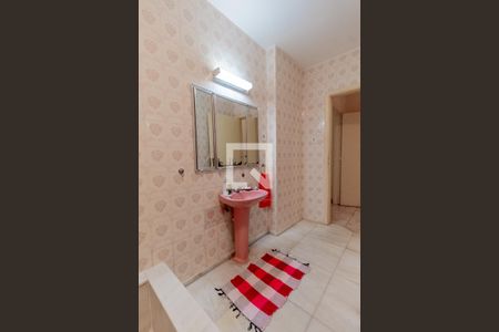 Apartamento à venda com 283m², 3 quartos e sem vaga Apartamento à venda com 283m², 3 quartos e sem vagaBanheiro Social 2