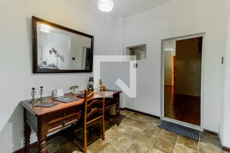 Apartamento à venda com 283m², 3 quartos e sem vaga Apartamento à venda com 283m², 3 quartos e sem vagaEscritório