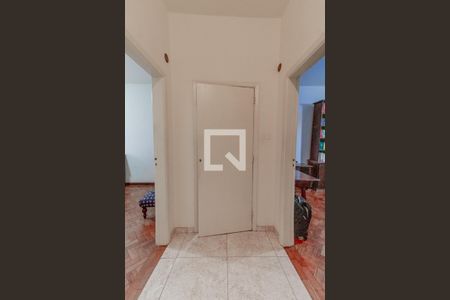 Apartamento à venda com 283m², 3 quartos e sem vaga Apartamento à venda com 283m², 3 quartos e sem vagaCloset