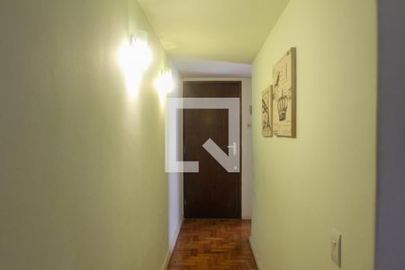 Apartamento à venda com 60m², 2 quartos e 1 vaga Apartamento à venda com 60m², 2 quartos e 1 vagaCorredor