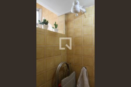 Apartamento à venda com 60m², 2 quartos e 1 vaga Apartamento à venda com 60m², 2 quartos e 1 vagaBanheiro de Serviço