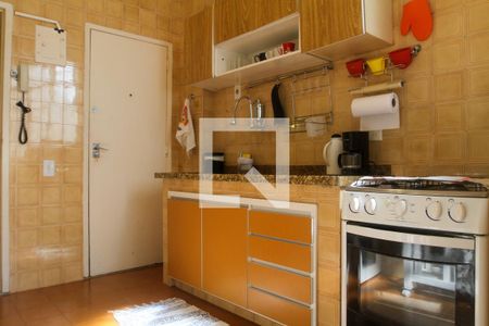 Apartamento à venda com 60m², 2 quartos e 1 vaga Apartamento à venda com 60m², 2 quartos e 1 vagaCozinha