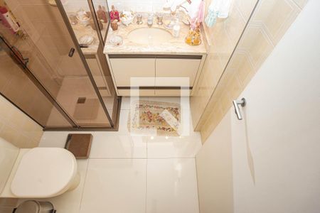 Apartamento à venda com 96m², 3 quartos e 2 vagas Apartamento à venda com 96m², 3 quartos e 2 vagasBanheiro Social