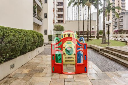 Apartamento à venda com 96m², 3 quartos e 2 vagas Apartamento à venda com 96m², 3 quartos e 2 vagasÁrea comum - Playground