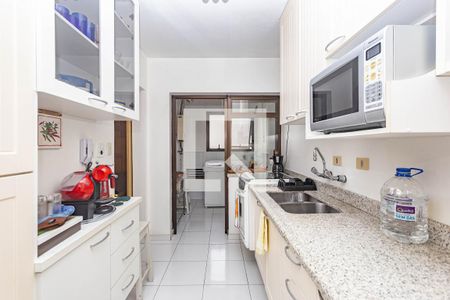 Apartamento à venda com 96m², 3 quartos e 2 vagas Apartamento à venda com 96m², 3 quartos e 2 vagasCozinha
