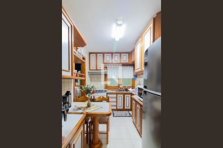 Apartamento à venda com 126m², 3 quartos e 1 vaga Apartamento à venda com 126m², 3 quartos e 1 vagaCozinha e Área de Serviço