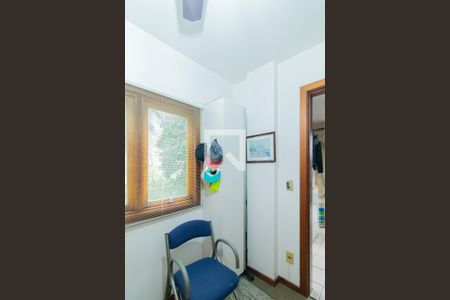 Apartamento à venda com 126m², 3 quartos e 1 vaga Apartamento à venda com 126m², 3 quartos e 1 vagaEscritório