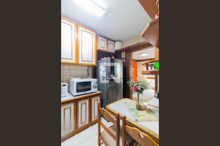 Apartamento à venda com 126m², 3 quartos e 1 vaga Apartamento à venda com 126m², 3 quartos e 1 vagaCozinha e Área de Serviço