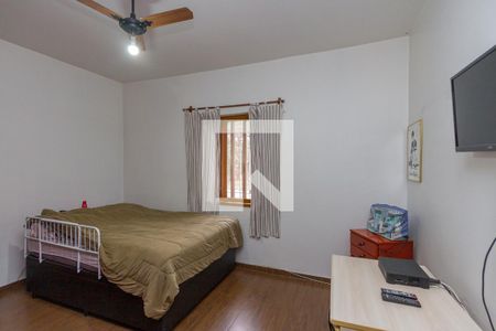 Casa à venda com 200m², 3 quartos e 2 vagas Casa à venda com 200m², 3 quartos e 2 vagasQuarto 1