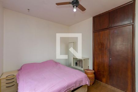 Casa à venda com 200m², 3 quartos e 2 vagas Casa à venda com 200m², 3 quartos e 2 vagasQuarto 2