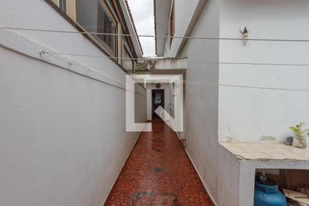 Casa à venda com 200m², 3 quartos e 2 vagas Casa à venda com 200m², 3 quartos e 2 vagasCorredor Lateral