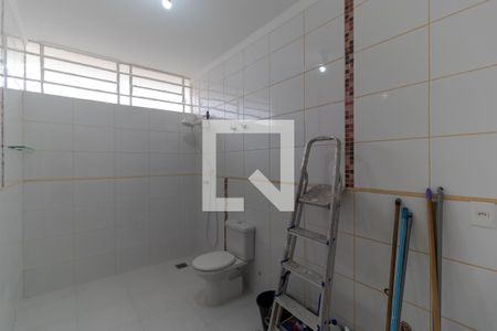 Casa à venda com 176m², 3 quartos e 4 vagas Casa à venda com 176m², 3 quartos e 4 vagasBanheiro 01
