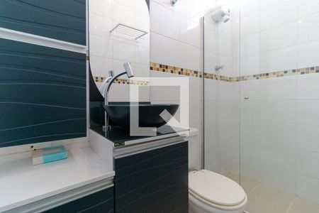 Casa à venda com 176m², 3 quartos e 4 vagas Casa à venda com 176m², 3 quartos e 4 vagasBanheiro da Suíte