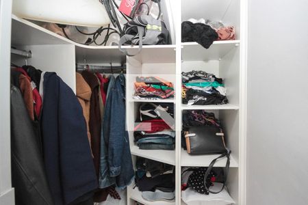 Apartamento à venda com 80m², 3 quartos e 1 vagaCloset