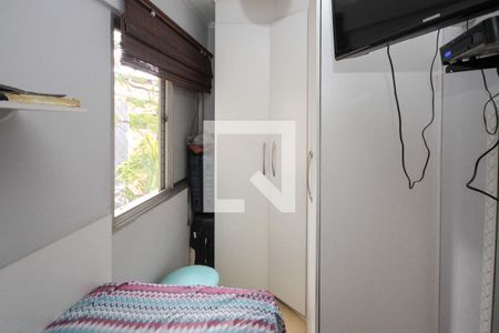 Apartamento à venda com 80m², 3 quartos e 1 vagaQuarto 02
