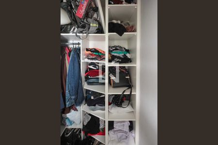 Apartamento à venda com 80m², 3 quartos e 1 vagaCloset