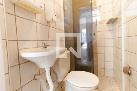 Casa à venda com 71m², 2 quartos e 5 vagas Casa à venda com 71m², 2 quartos e 5 vagasBanheiro