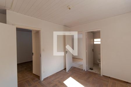 Casa à venda com 71m², 2 quartos e 5 vagas Casa à venda com 71m², 2 quartos e 5 vagasSuíte