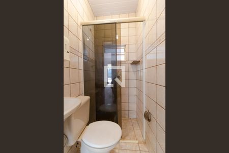 Casa à venda com 71m², 2 quartos e 5 vagas Casa à venda com 71m², 2 quartos e 5 vagasBanheiro