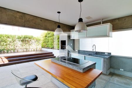 Apartamento à venda com 366m², 3 quartos e 4 vagas Apartamento à venda com 366m², 3 quartos e 4 vagasCobertura