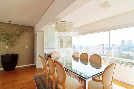 Apartamento à venda com 366m², 3 quartos e 4 vagas Apartamento à venda com 366m², 3 quartos e 4 vagasCobertura