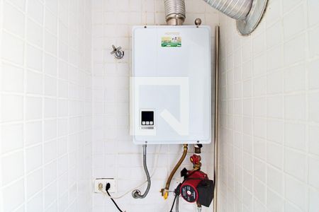 Apartamento à venda com 366m², 3 quartos e 4 vagas Apartamento à venda com 366m², 3 quartos e 4 vagasAquecedor