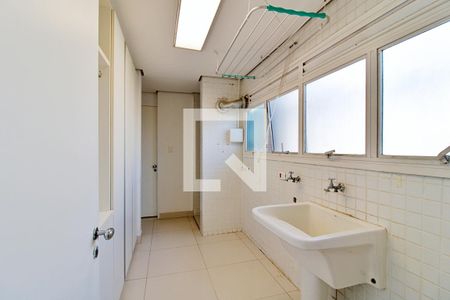 Apartamento à venda com 366m², 3 quartos e 4 vagas Apartamento à venda com 366m², 3 quartos e 4 vagasÁrea de Serviço