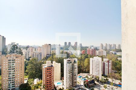 Apartamento à venda com 366m², 3 quartos e 4 vagas Apartamento à venda com 366m², 3 quartos e 4 vagasVista da Suíte