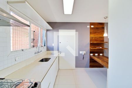 Apartamento à venda com 366m², 3 quartos e 4 vagas Apartamento à venda com 366m², 3 quartos e 4 vagasCozinha