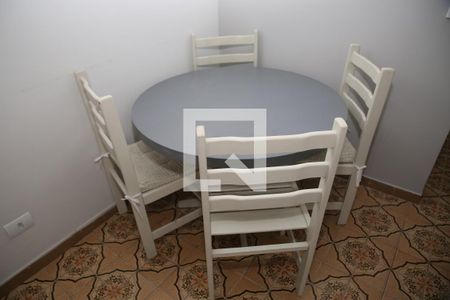 Detalhe Sala de apartamento para alugar com 1 quarto, 56m² em Canto do Forte, Praia Grande
