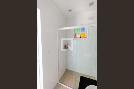 Casa à venda com 320m², 3 quartos e 5 vagas Casa à venda com 320m², 3 quartos e 5 vagasLavabo